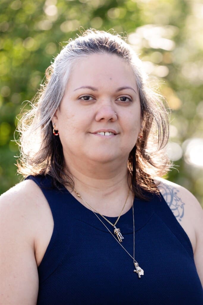 Suly – Administrative Coordinator Suly - Administrative Coordinator