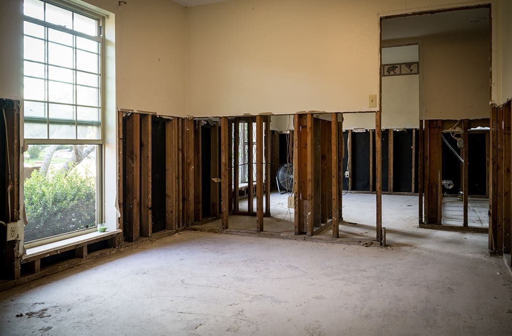 Complete Water Damage Cleanup Services